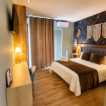Hostal Luxury Green Madrid Gran Vía-2